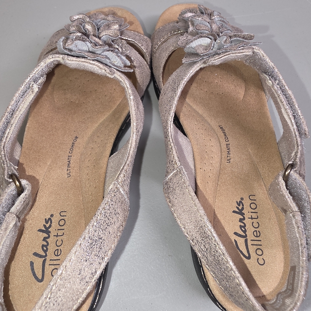 Clarks Collection Women’s Floral T-Strap Sandals in Metallic Taupe - Picture 6 of 10